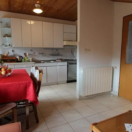 Lipovac Daire